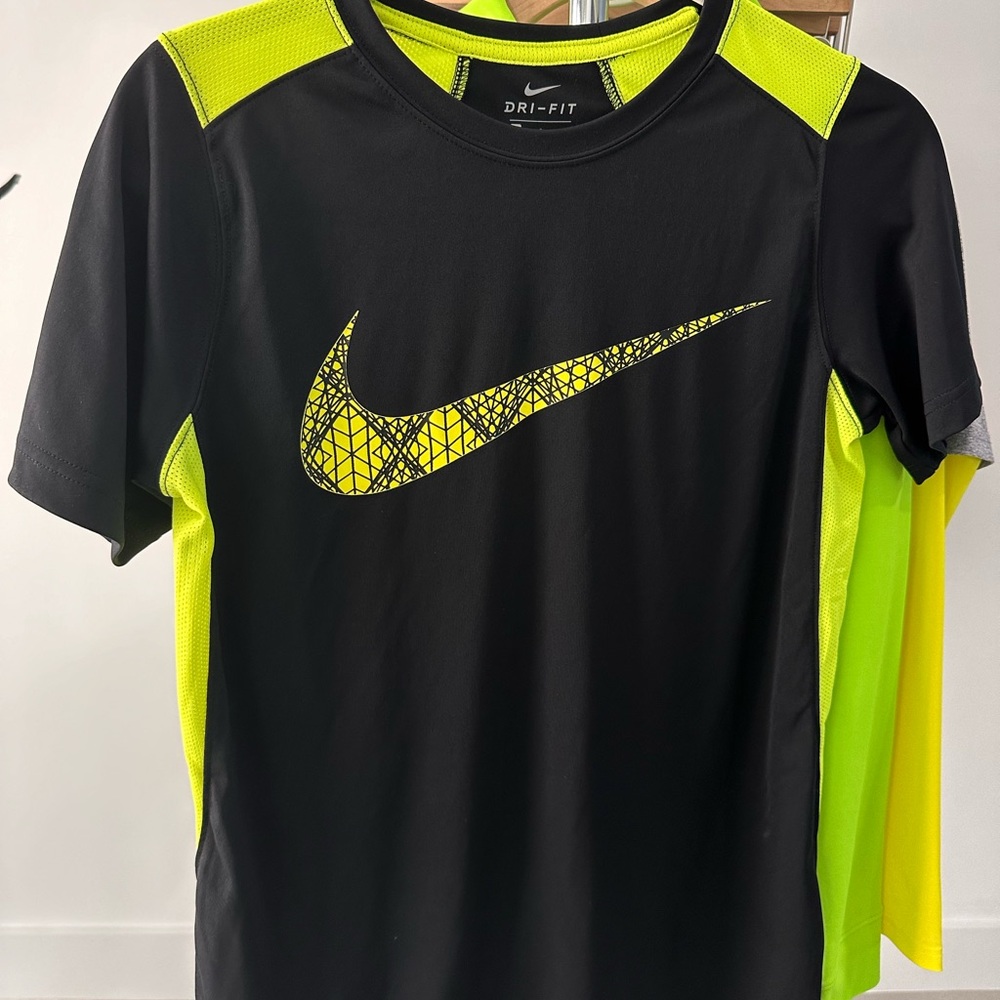 Boys Nike Tshirt